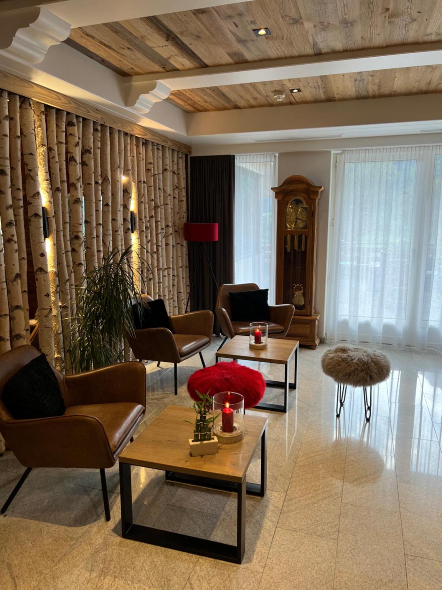 Hotel Alfa Superieur - Leukerbad-Therme Zewnętrze zdjęcie